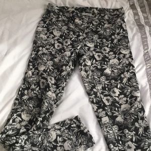 H&M black, white and gray floral tight jeans.
